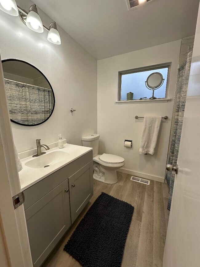 guest bathroom upstair - 112 165th Ave NE