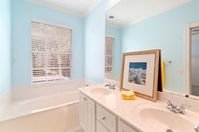 Building Photo - 7884 Farina Ct