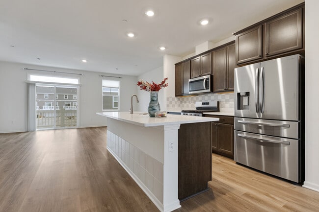 Building Photo - 2016 Yellowstone Blvd