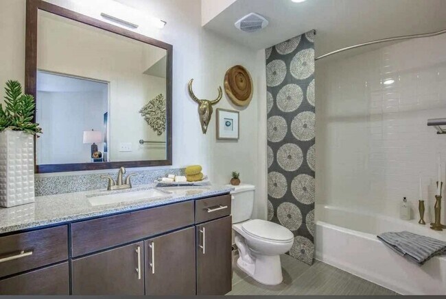 Building Photo - 2525 CityWest Blvd