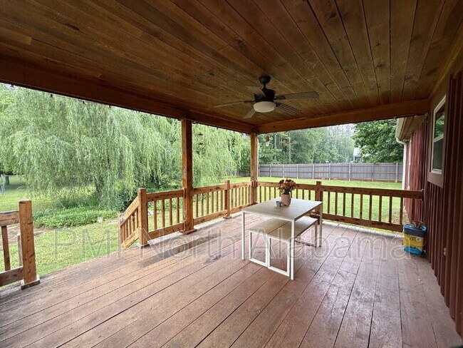 Building Photo - 314 Neal Dr