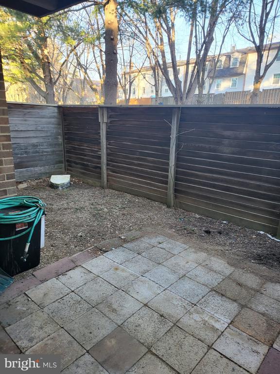 Building Photo - 19305 Club House Rd