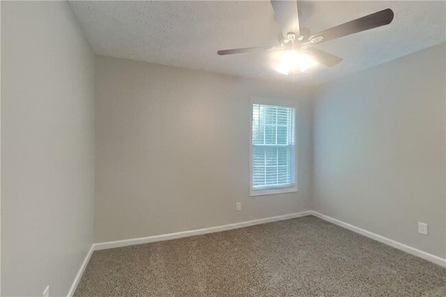 Building Photo - 105 Meadow Crest Ct