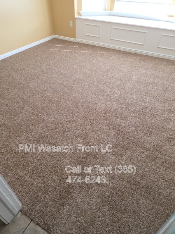 Building Photo - 5296 Ravenna Ct