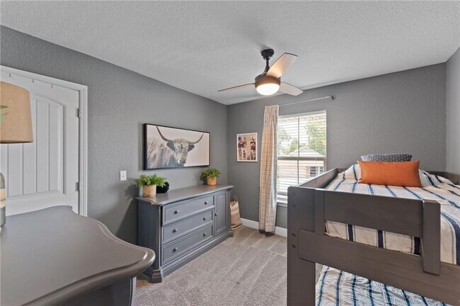 Building Photo - 6346 Blueberry court