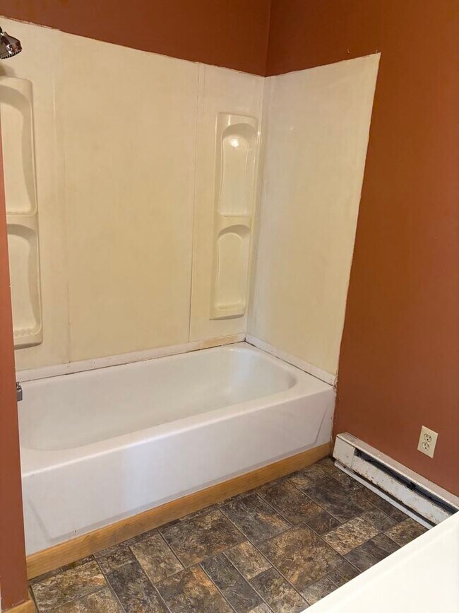 Bathroom 1 - 312 S Elm St