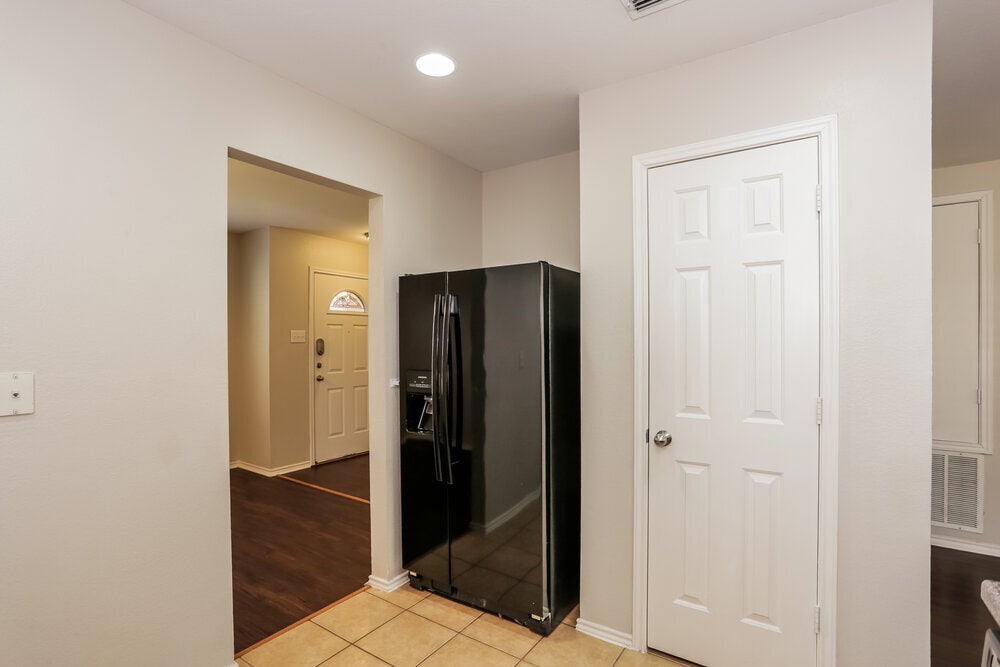 Building Photo - 9108 Penny Ln