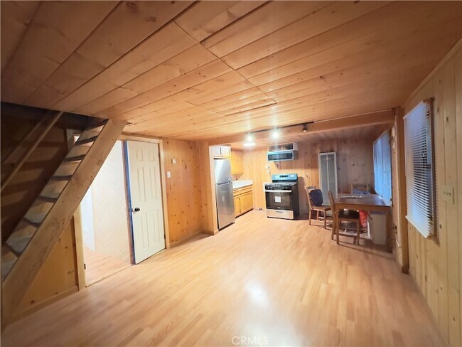 Building Photo - 2579 Secret Dr