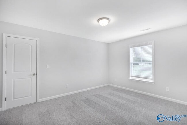 Building Photo - 8023 Bellows Br SW