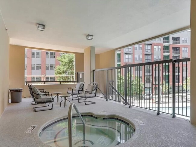 Building Photo - Fully Furnished 1 Bedroom Condo in Atlanta