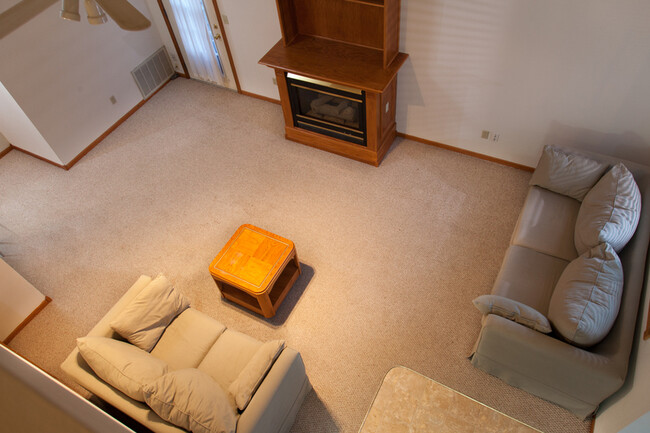 Building Photo - 488 Prairie Ln