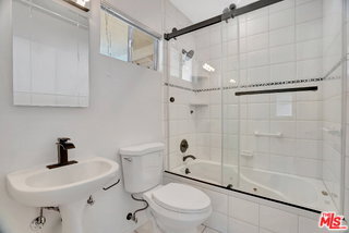 Building Photo - 19732 Henshaw St