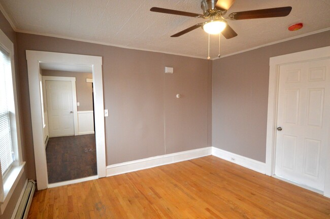 Building Photo - 475 Water St