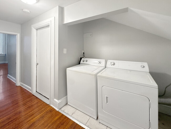 Building Photo - 1812 McCulloh St