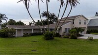 Building Photo - Spacious 5-Bed, 4-Bath Sarasota Home with ...