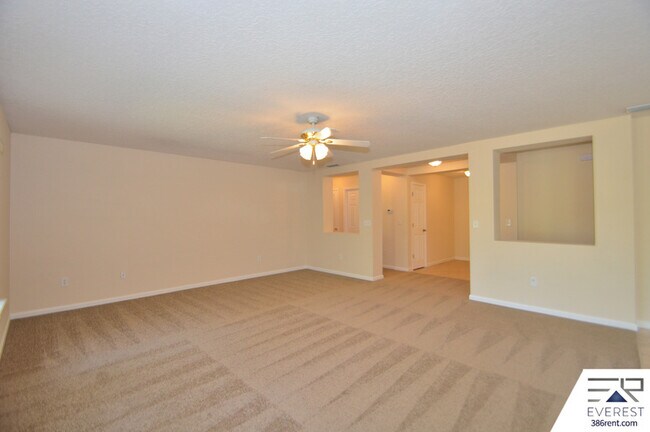 Building Photo - 9 Waywood Pl