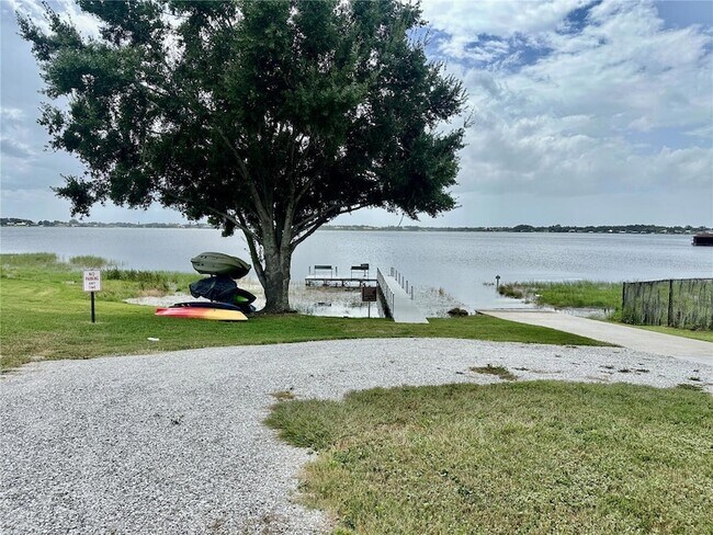 Building Photo - 7903 Waterview Way