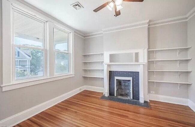 Building Photo - 214 Lucile Ave