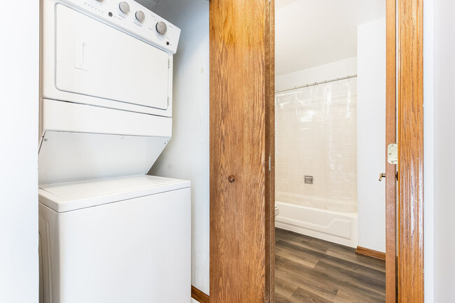 Building Photo - 14149 S Napa Cir