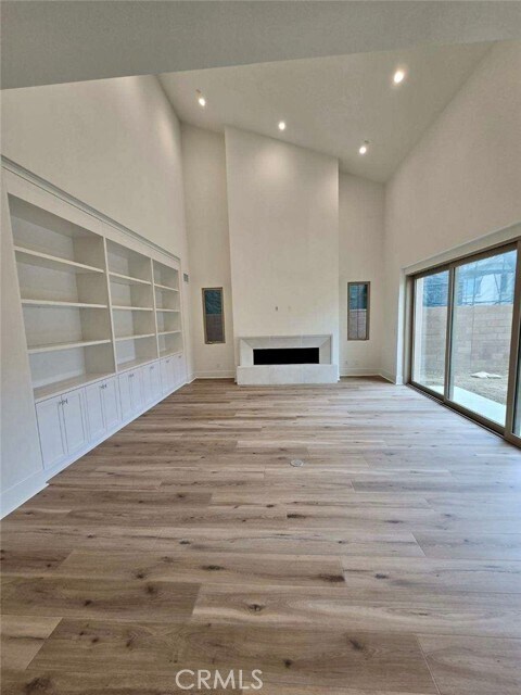 Building Photo - 115 Bozeman