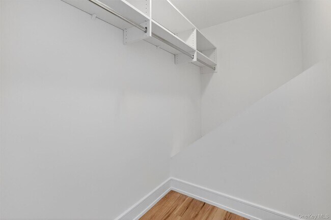 Building Photo - 2216 Crompond Rd