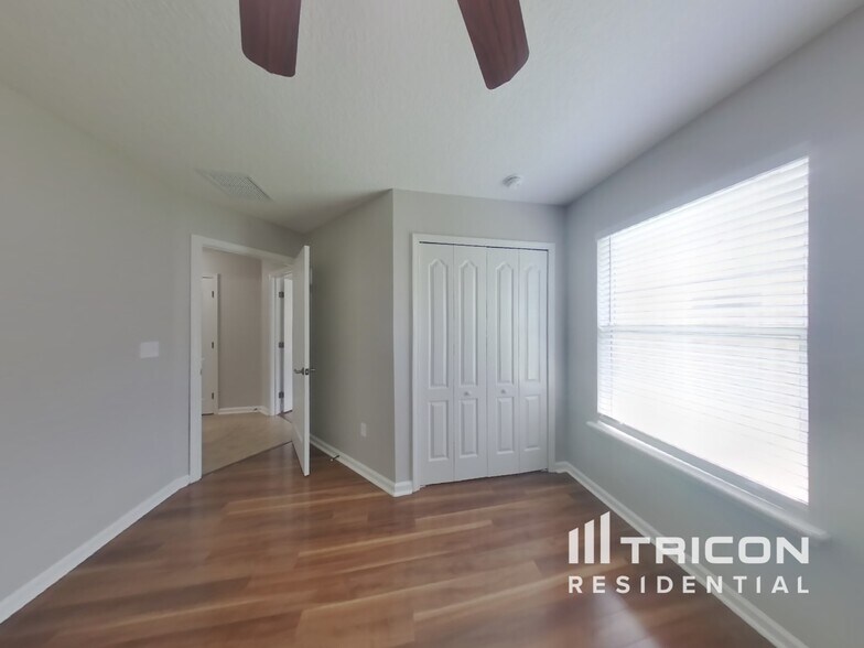 Building Photo - 495 Apple Creek Dr