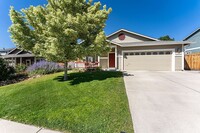 Building Photo - Meticulous 3 bed - 2 bath - 2 car garage h...