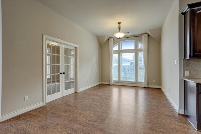 Building Photo - 28310 Lauren Cove Ln