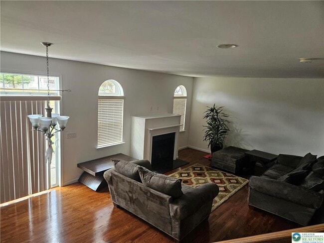 Building Photo - 311 Blue Sage Dr