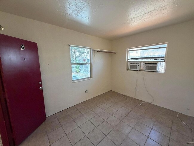 Building Photo - 1551 NW 6th St