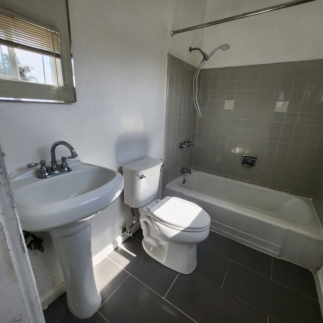 Bathroom - 5735 S Rimpau Blvd