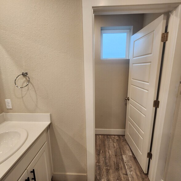 Building Photo - 7506 Burnham Pl