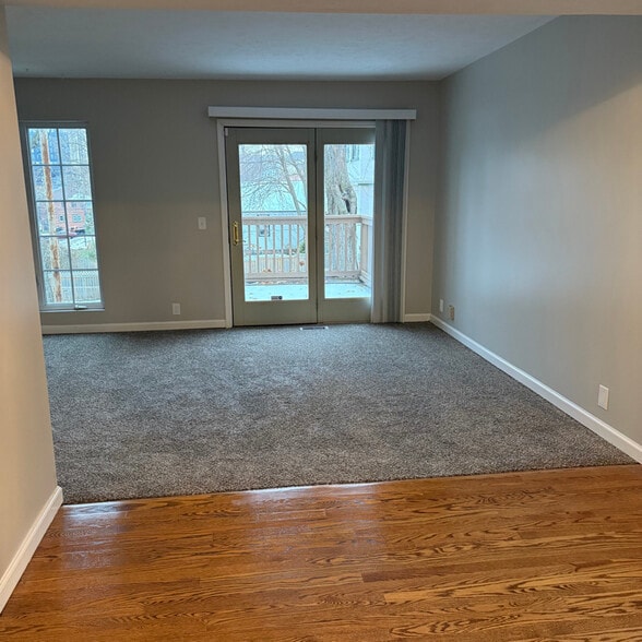 Building Photo - 3821 Davenport St