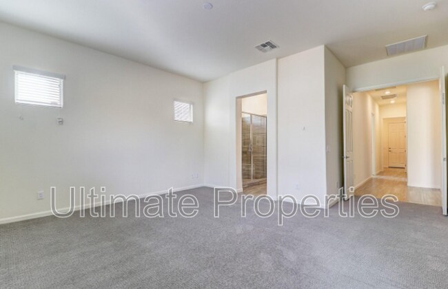 Building Photo - 18526 W Desert Trumpet Rd