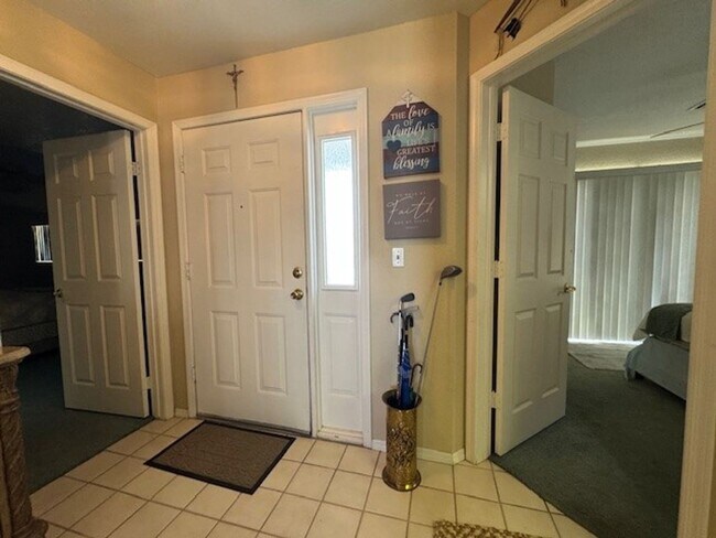 Building Photo - 3BR 3BA Townhome-Best view of the River & Laughlin Casino Skyline