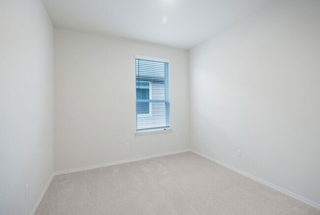 Building Photo - 181 Sugarberry Dr