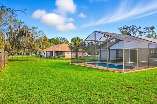 Building Photo - 8 Blakeport Ln