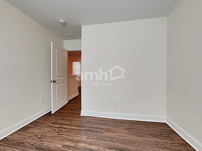 Building Photo - 292 Bering Lane