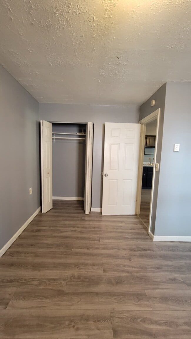 Building Photo - 753-755 N Washington St