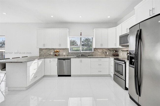 Building Photo - 1102 Meadow Lark Ave