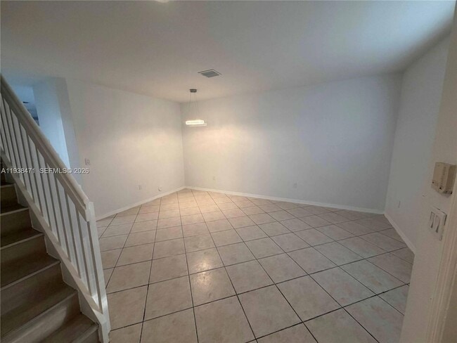 Building Photo - 5755 NW 115th Ct