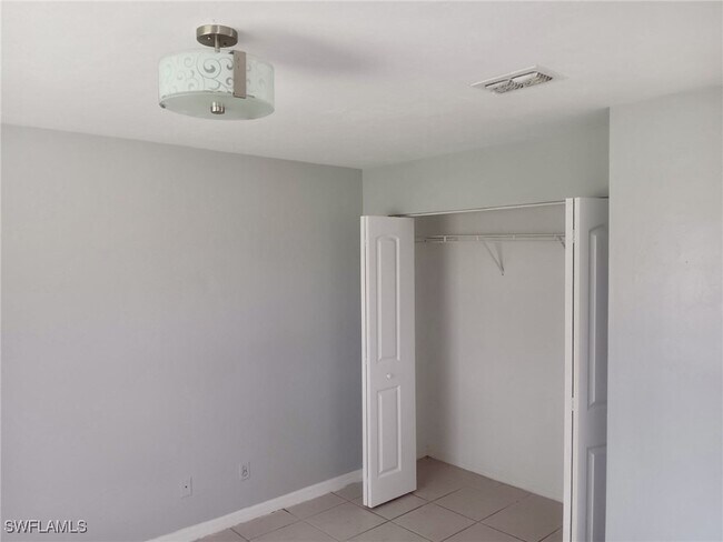 Building Photo - 9204 Pennsylvania Ave