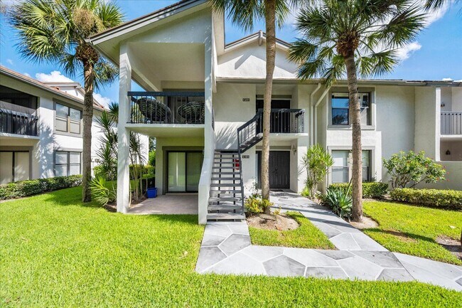 Building Photo - 11311 Pond View Dr