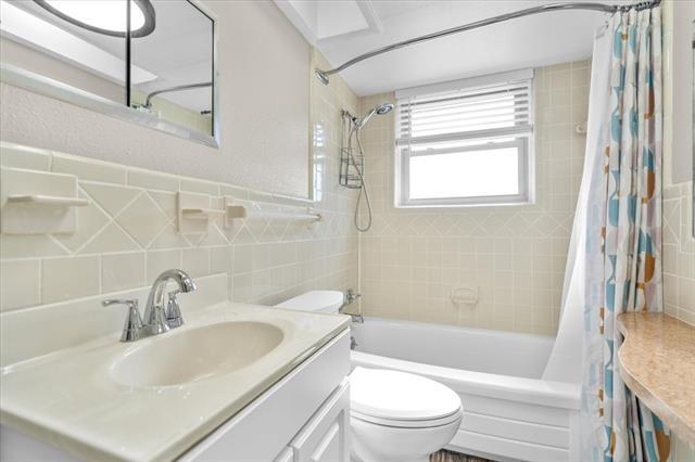 Building Photo - 1251 Donna Dr