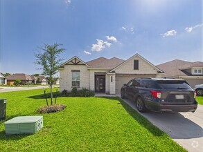 Building Photo - 4841 Native Tree Ln