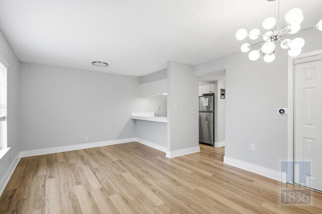 Building Photo - 7801 Shoal Creek Blvd