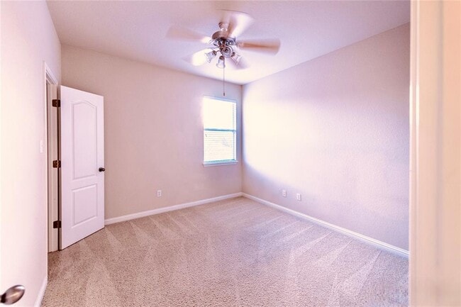 Building Photo - 205 Arrowhead Trail