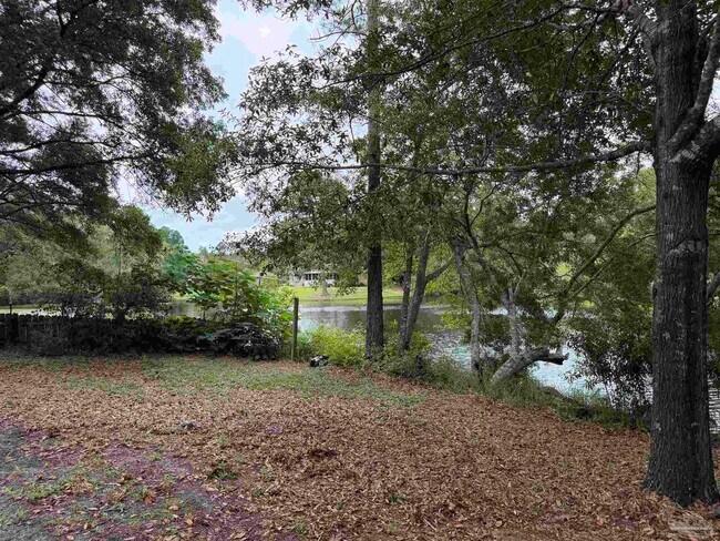 Building Photo - 3132 Waterview Dr