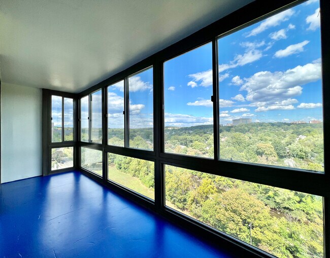 Building Photo - 5300 Holmes Run Pky