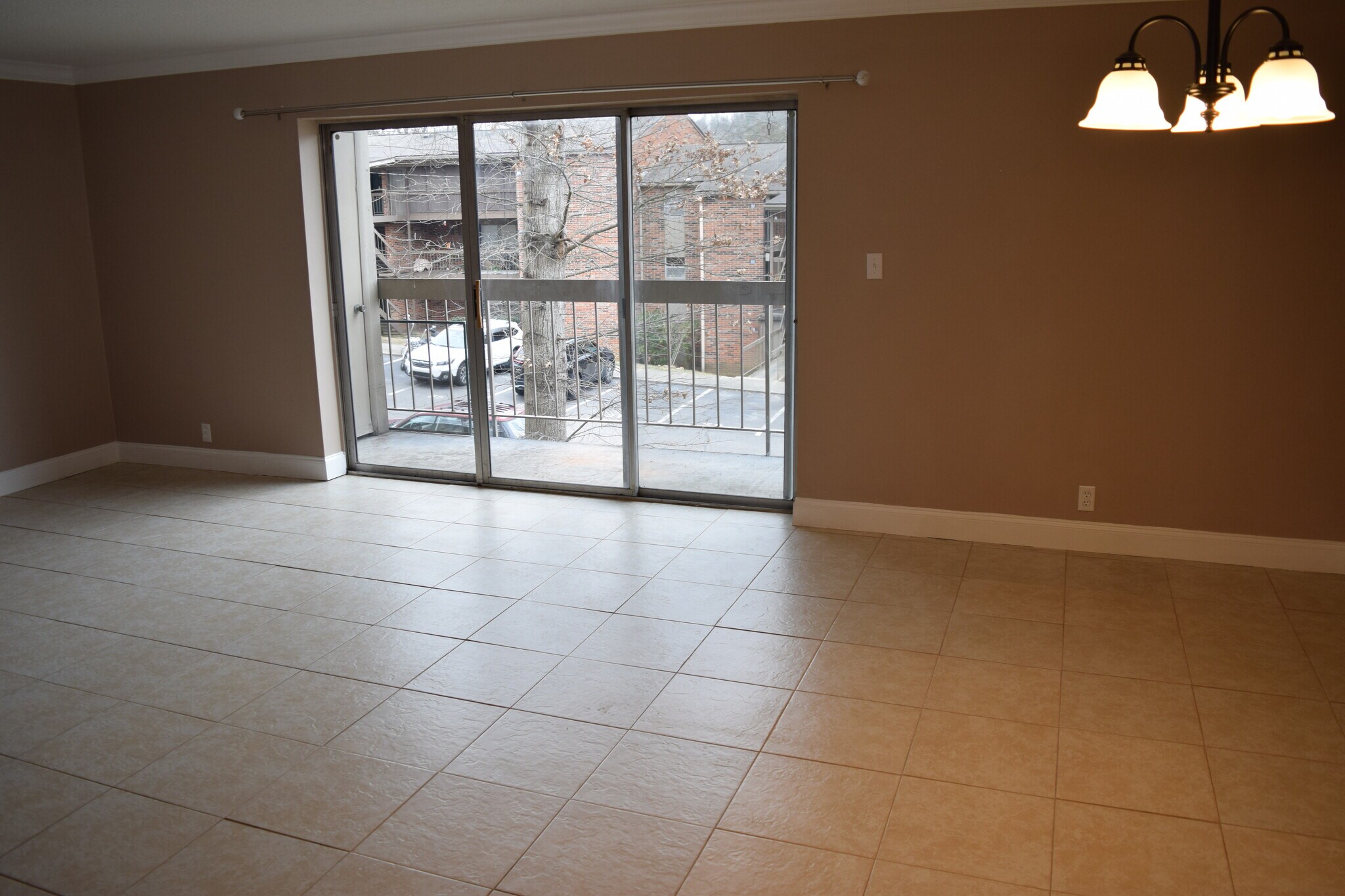 Building Photo - 8526 Madrid Ct